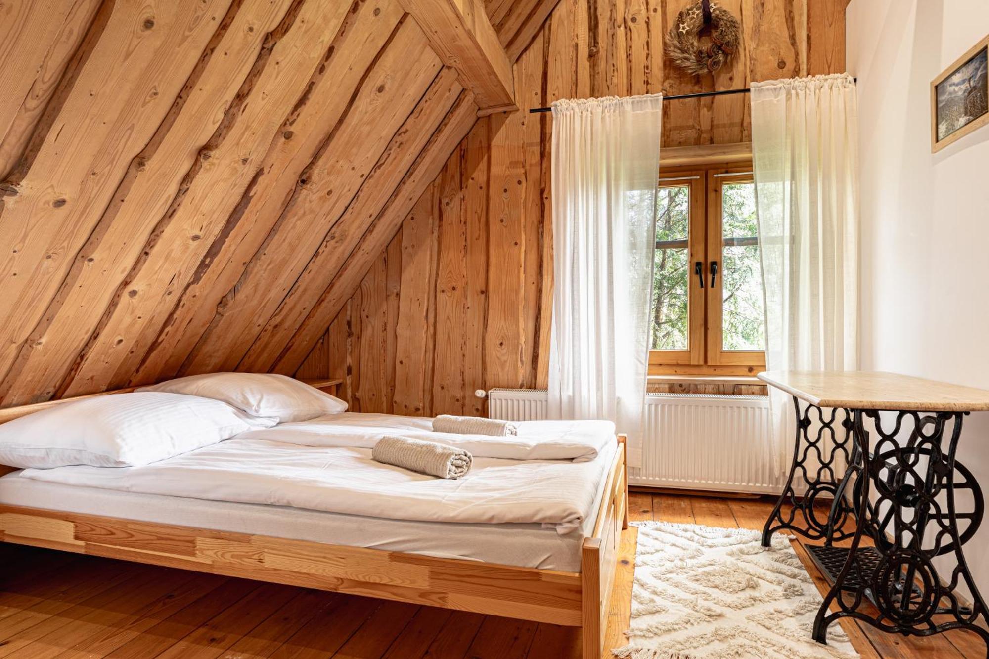 Nad Jeziorem Czorsztynskim -jaquzzi Zewnetrzne Holiday home Maniowy